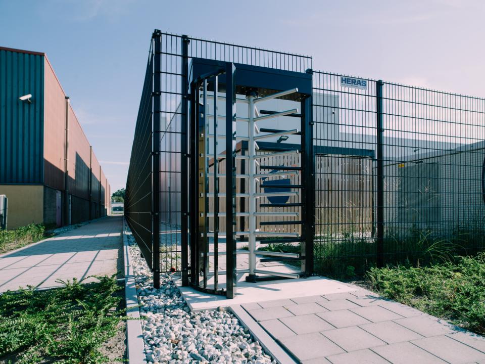 Automatisk rotationslåge til indgange